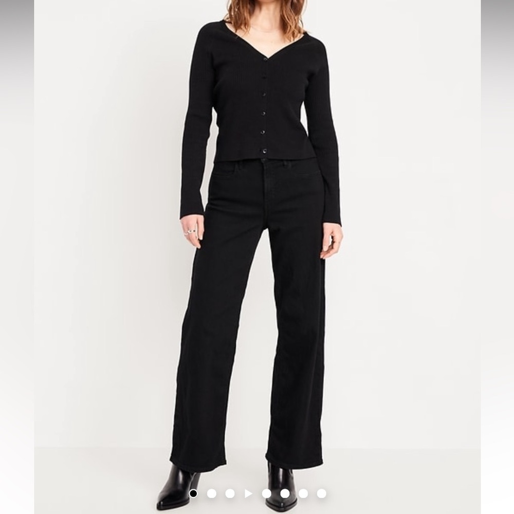 Old Navy High Waisted Wow Wide Legged Jeans.